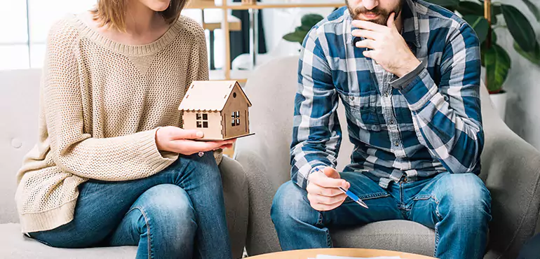 Why Sell Your House During Divorce in Clarksville, TN?