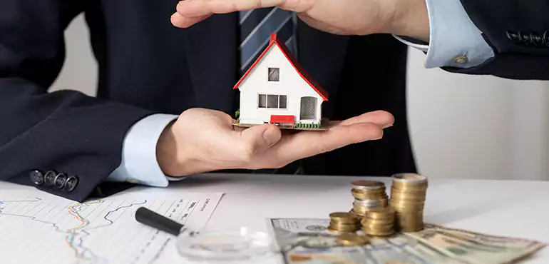 Who Do We Buy Houses From in Clarksville, TN?